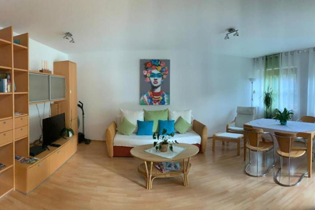 Ruhige Ferienwohnung Im Zentrum Von Кемптен Экстерьер фото